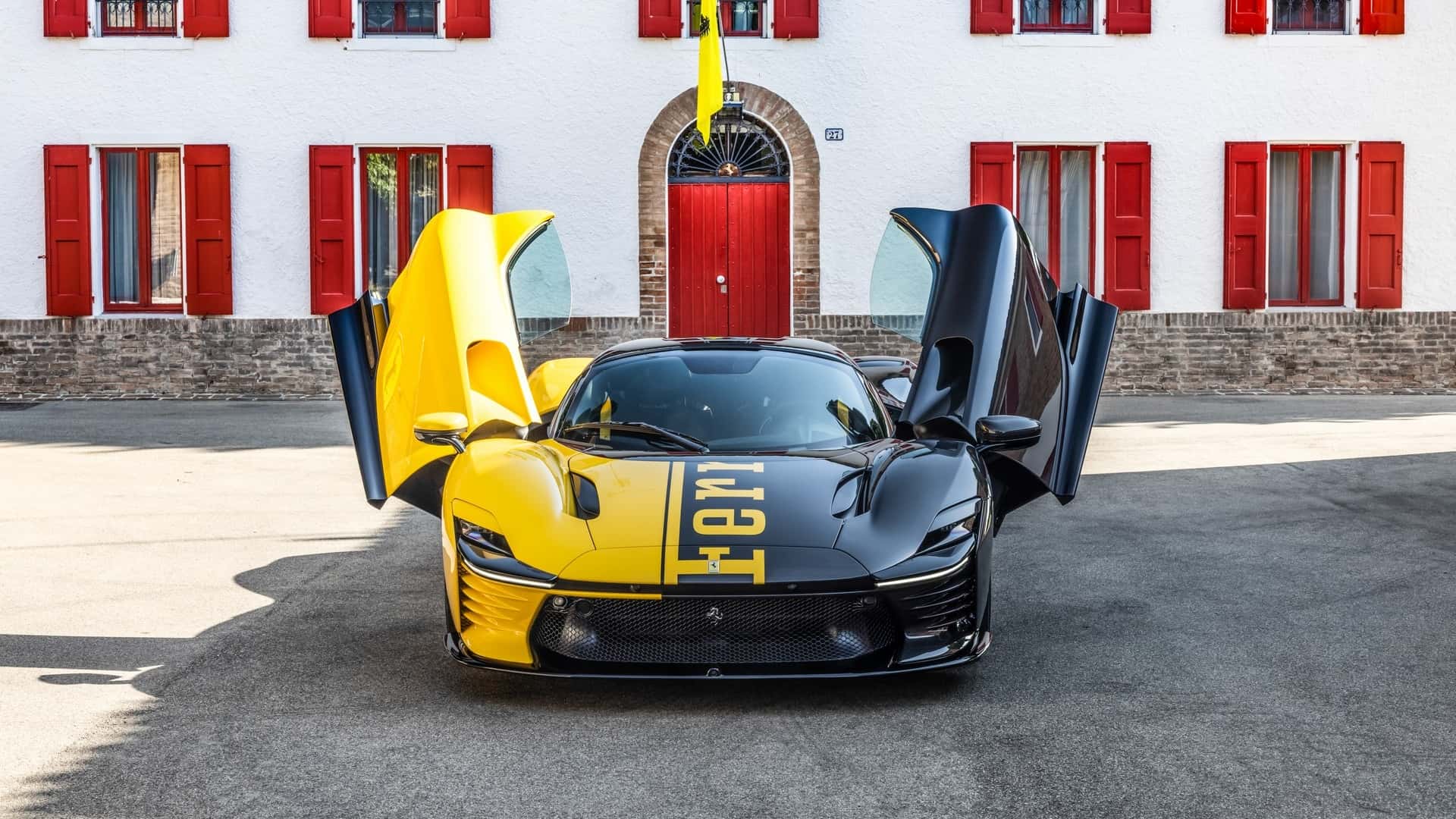 Ferrari Daytona SP3 599 + 1