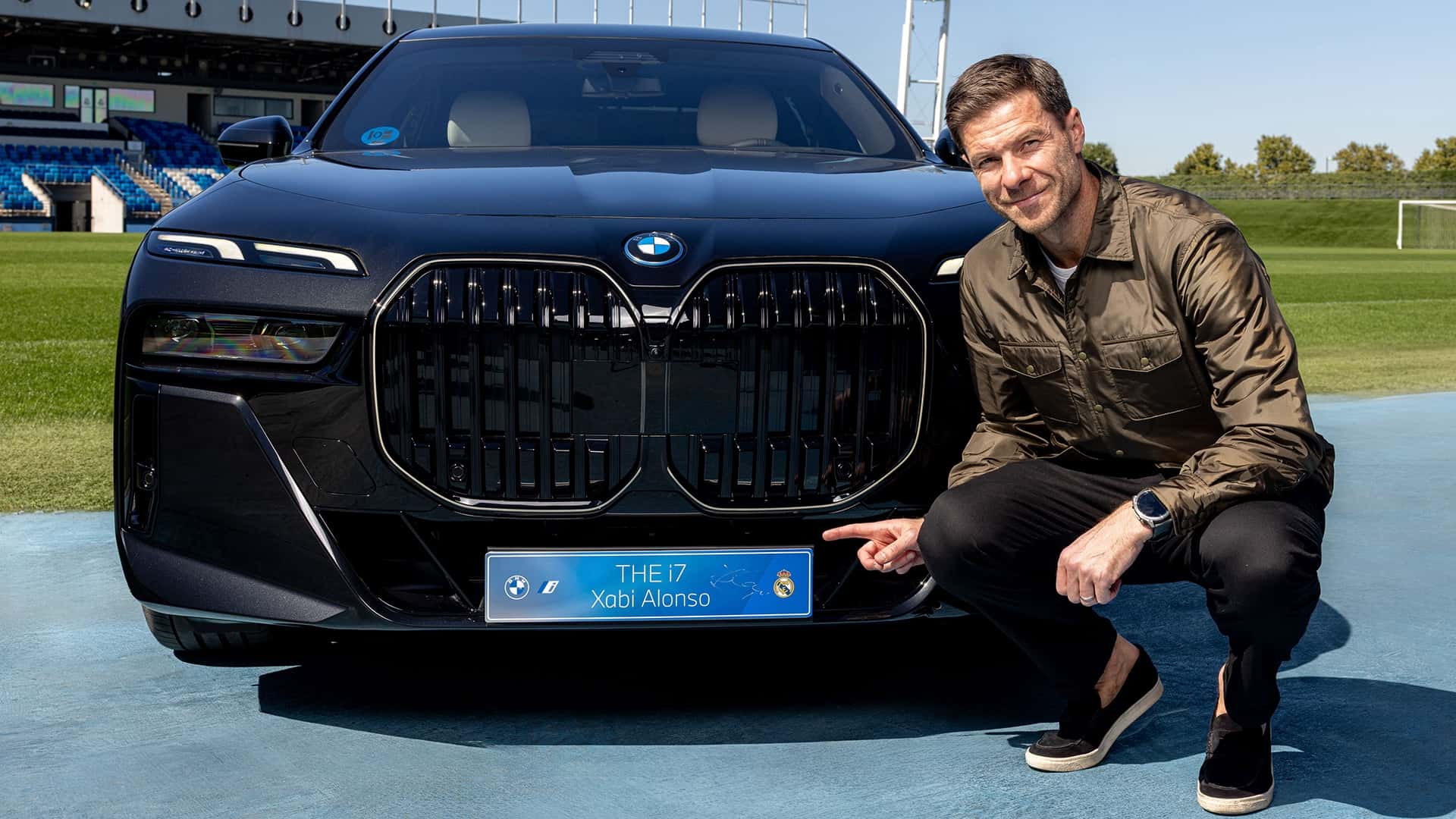 Xabi Alonso fährt in Zukunft einen BMW i7