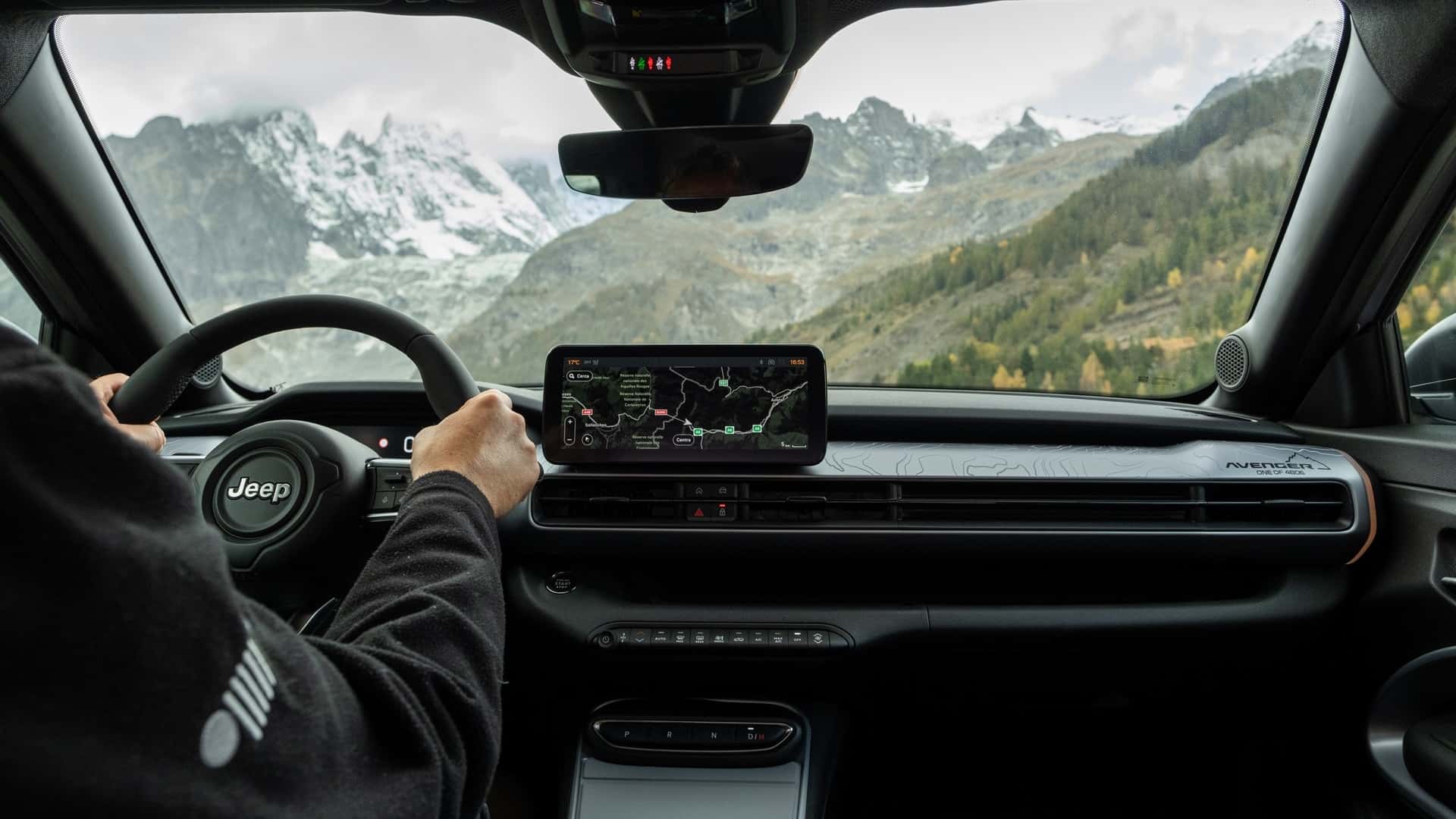 Jeep Avenger 4xe Die North Face Ausgabe. Die Innenräume