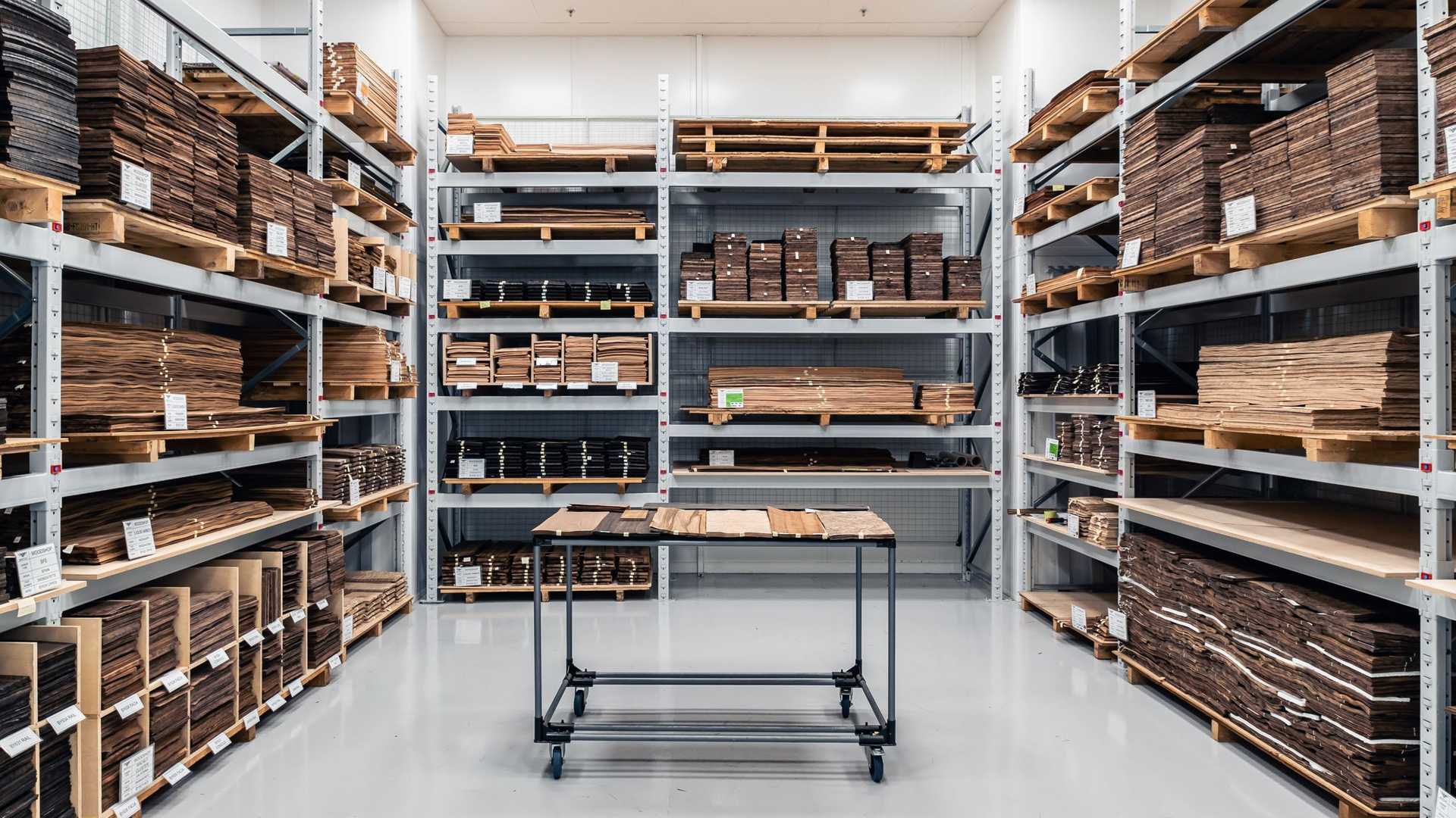 Photos - Bentley Factory