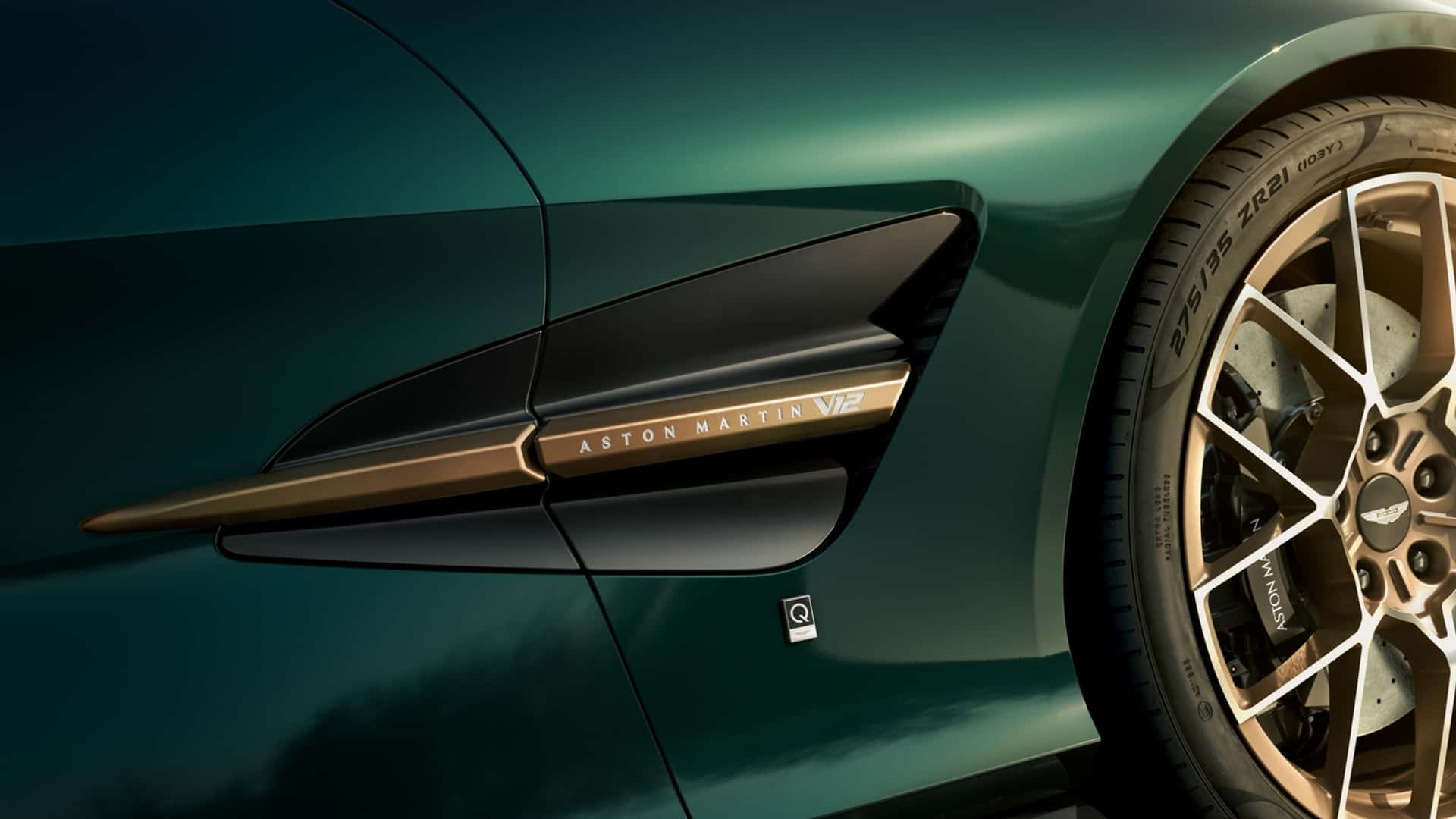 60e anniversaire de l'Aston Martin DB12 et de la Vanquish Volante