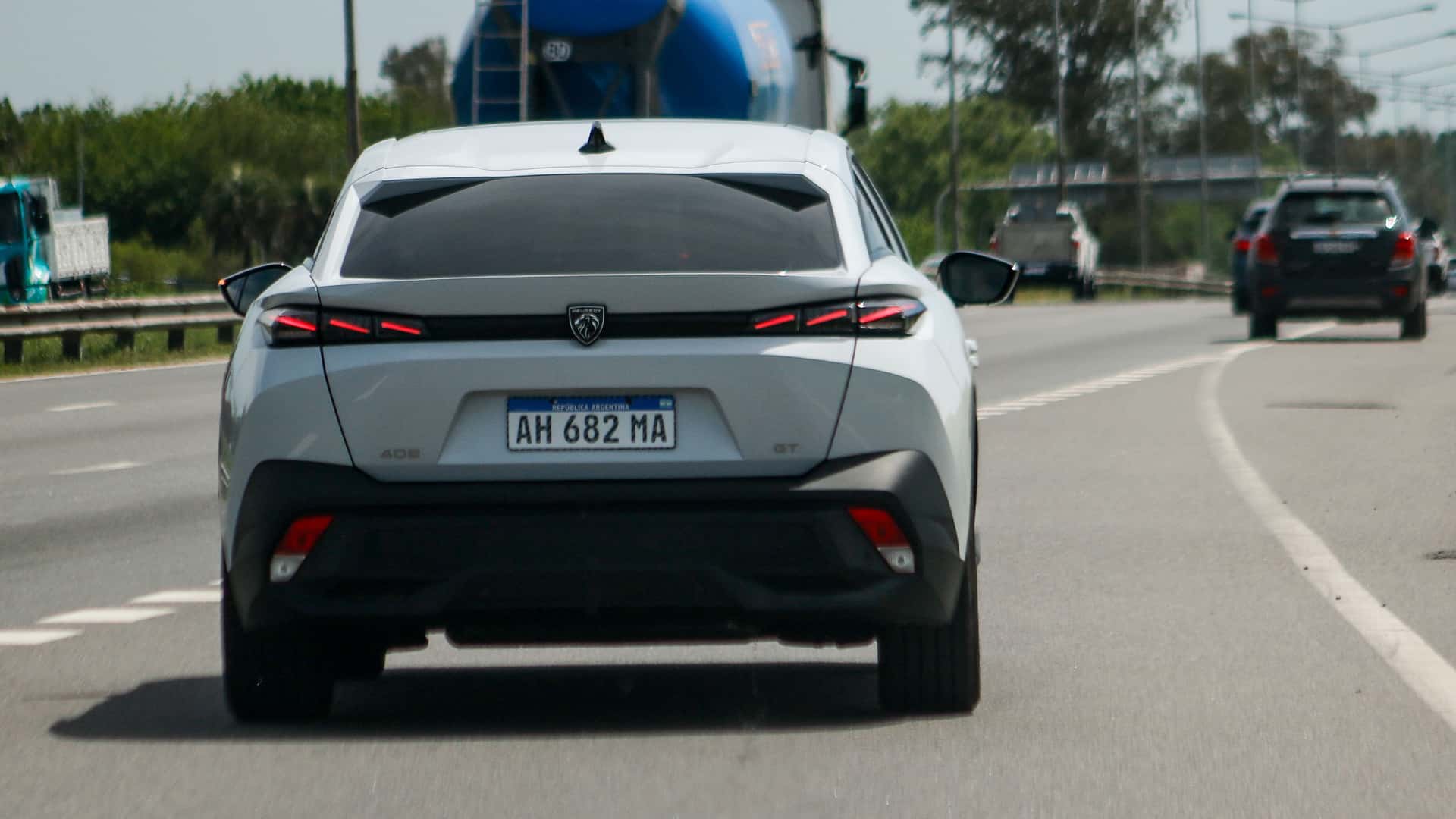 Apuntes del lanzamiento del Peugeot 408