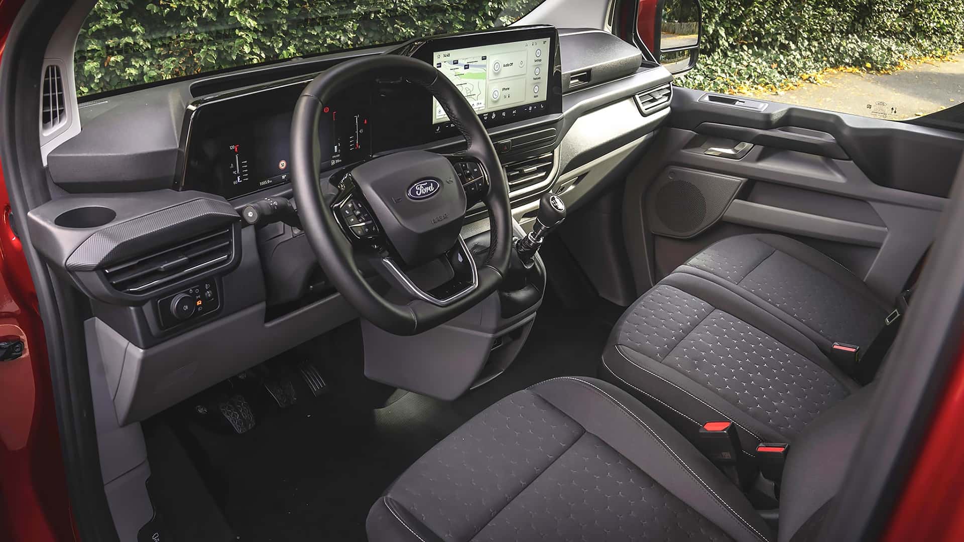 Ford Transit Custom (October 2023)