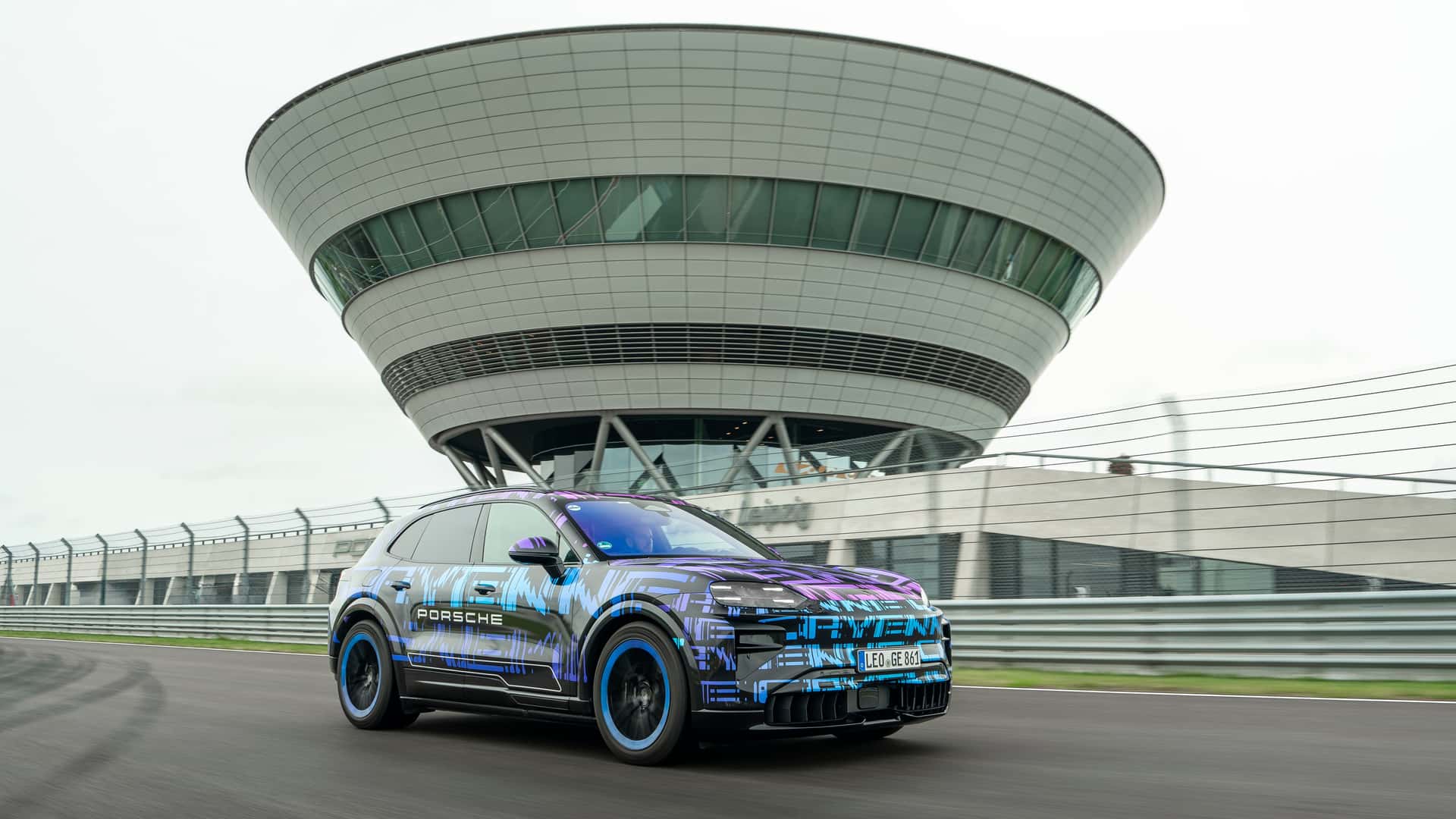 Porsche Cayenne Electric au Porsche Experience Center de Leipzig