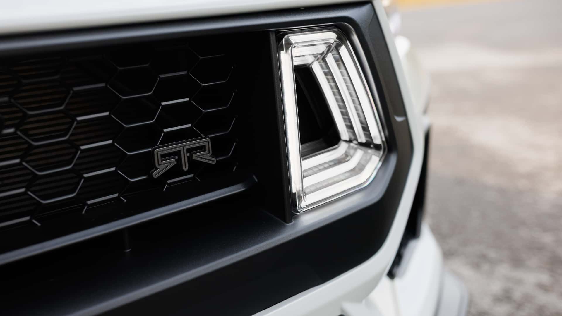 2026 Mustang EcoBoost dengan Paket RTR