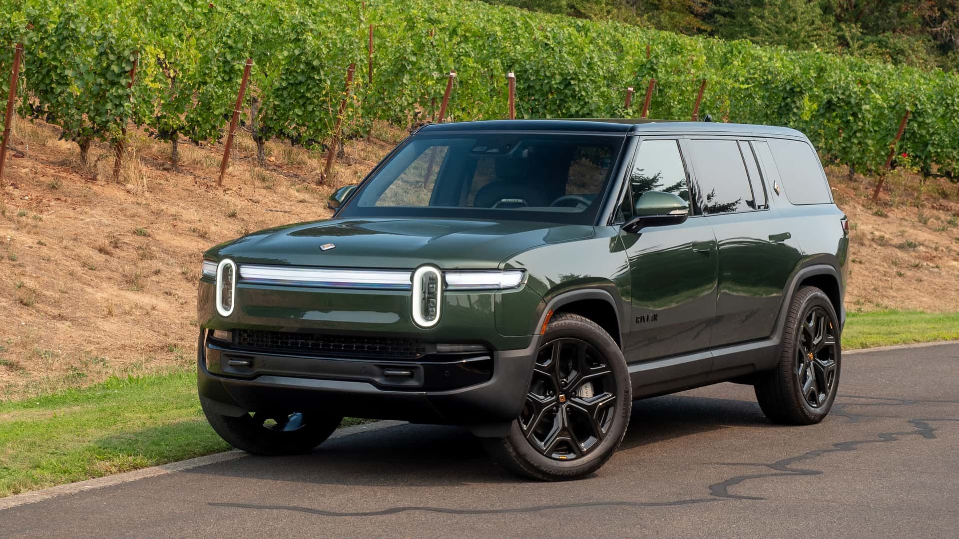 2025 Rivian R1S First Drive