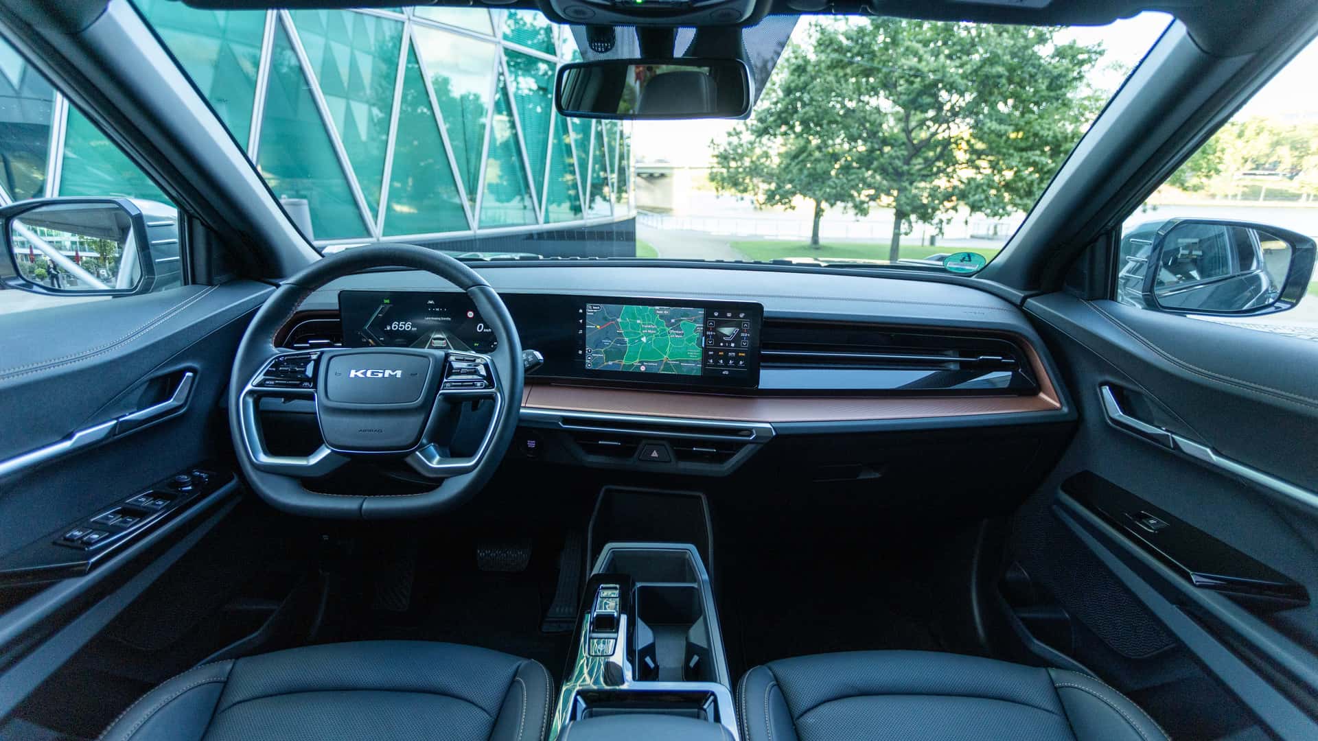 KGM Torres Hybrid 2025