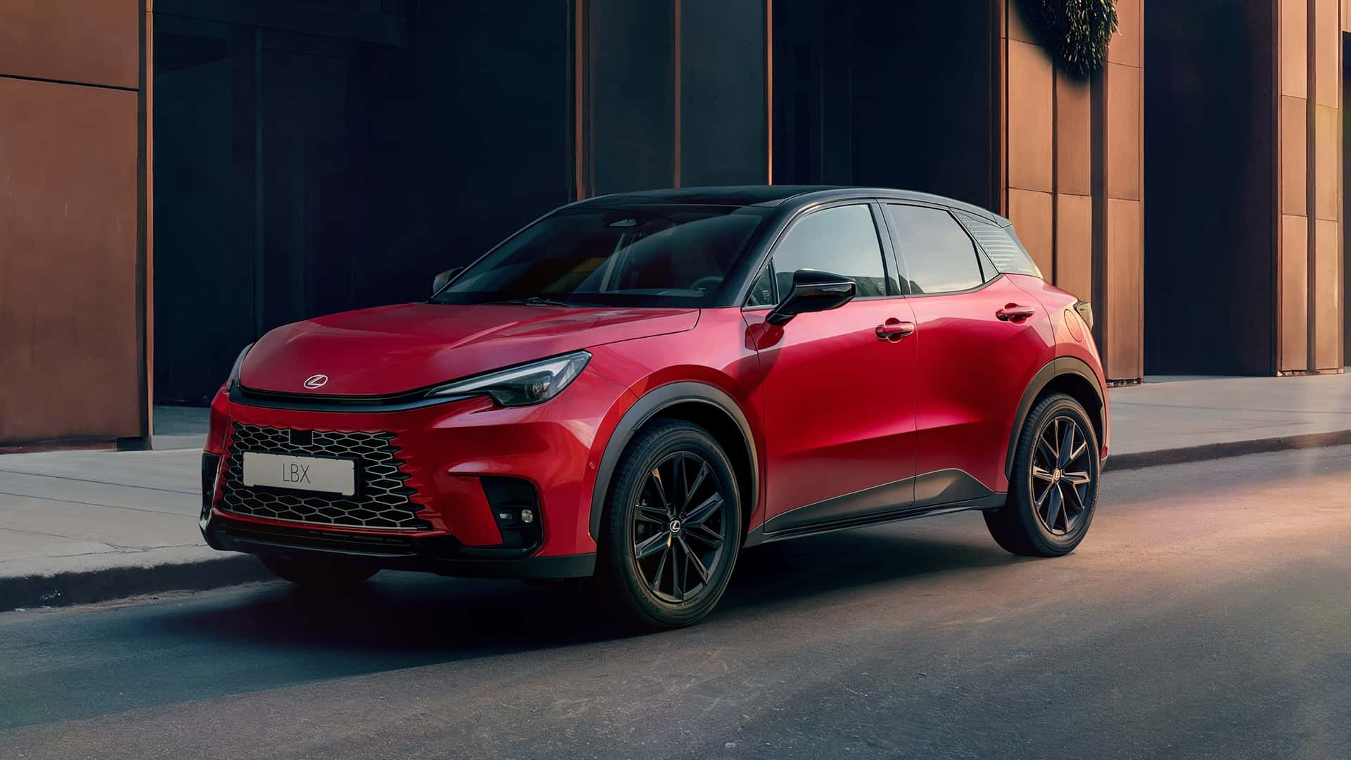 Lexus LBX Vibrant Edition 2025