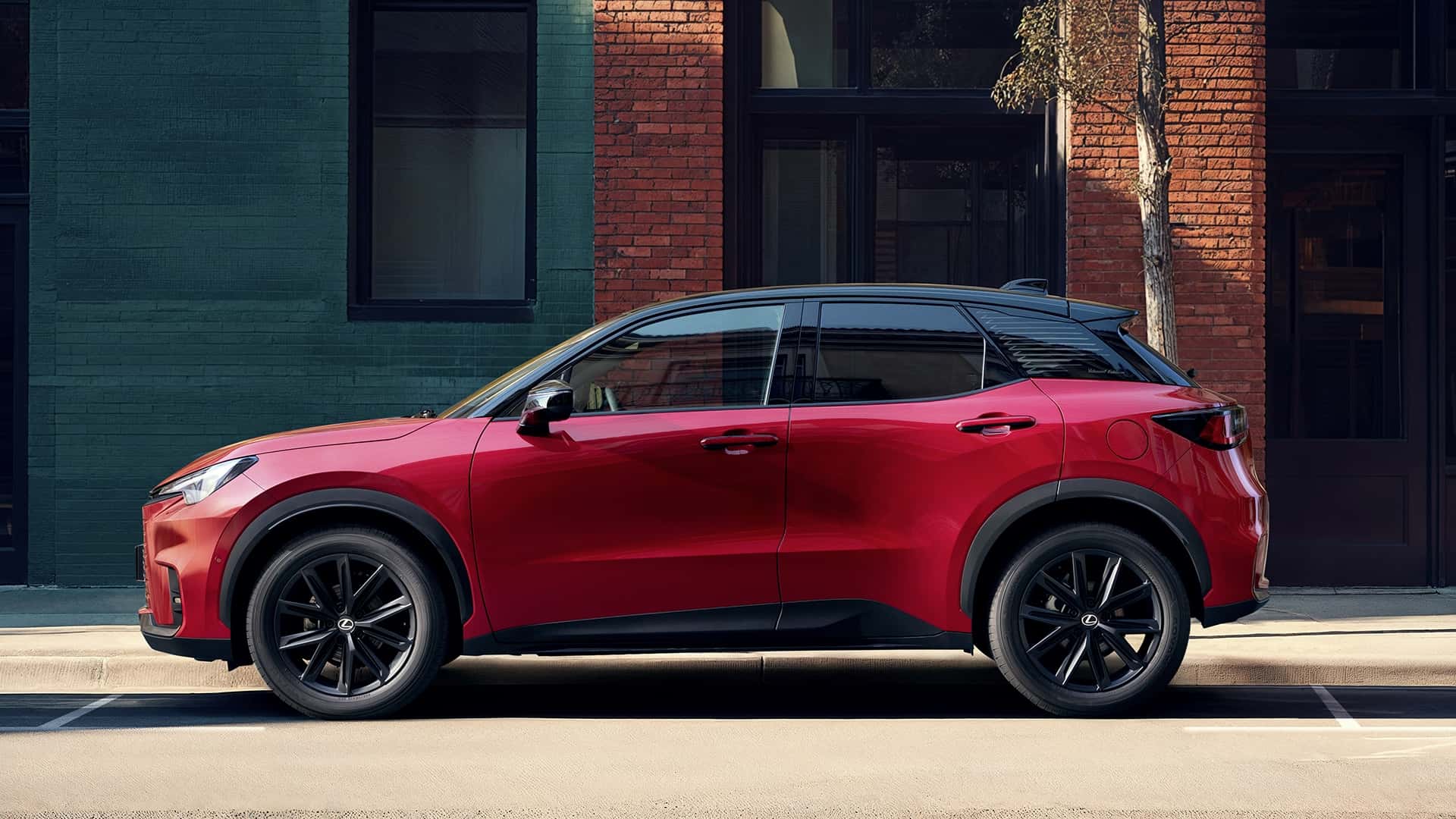 Lexus LBX Vibrant Edition 2025