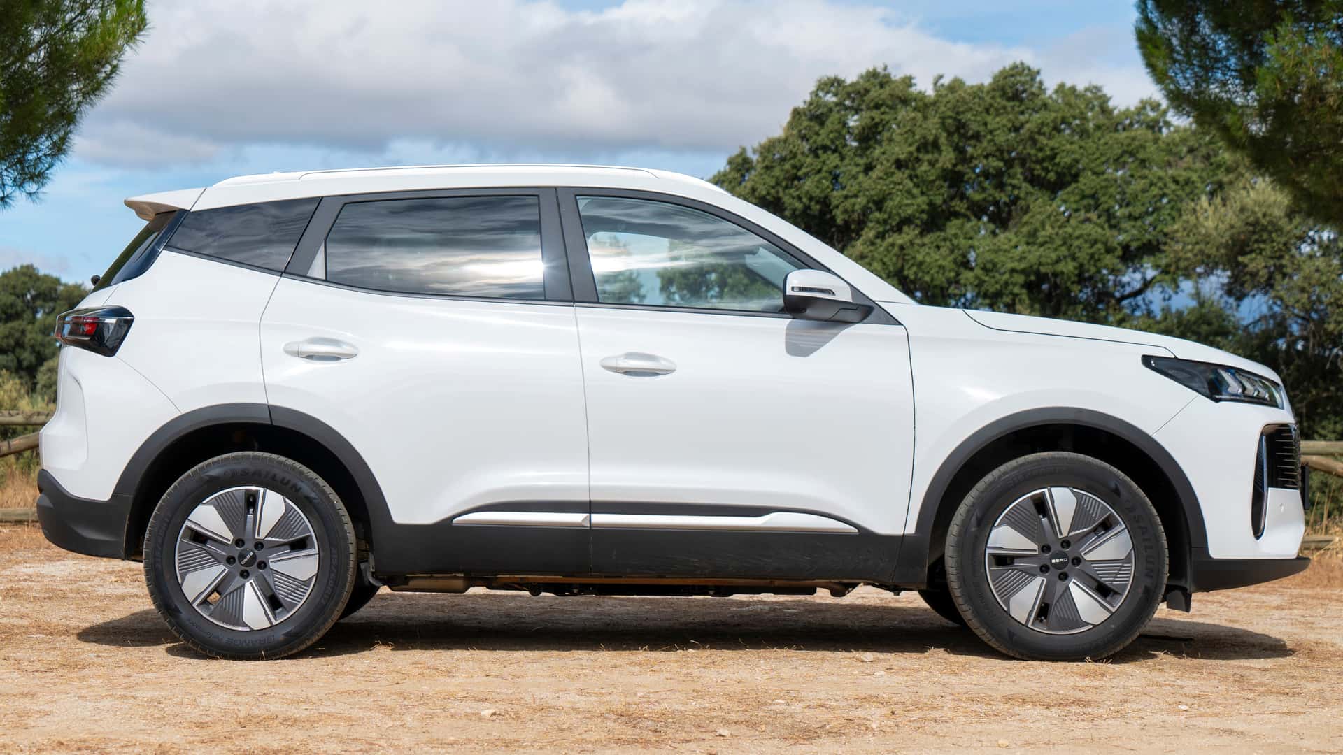 EBRO S400 Hybrid 2025, prueba en video