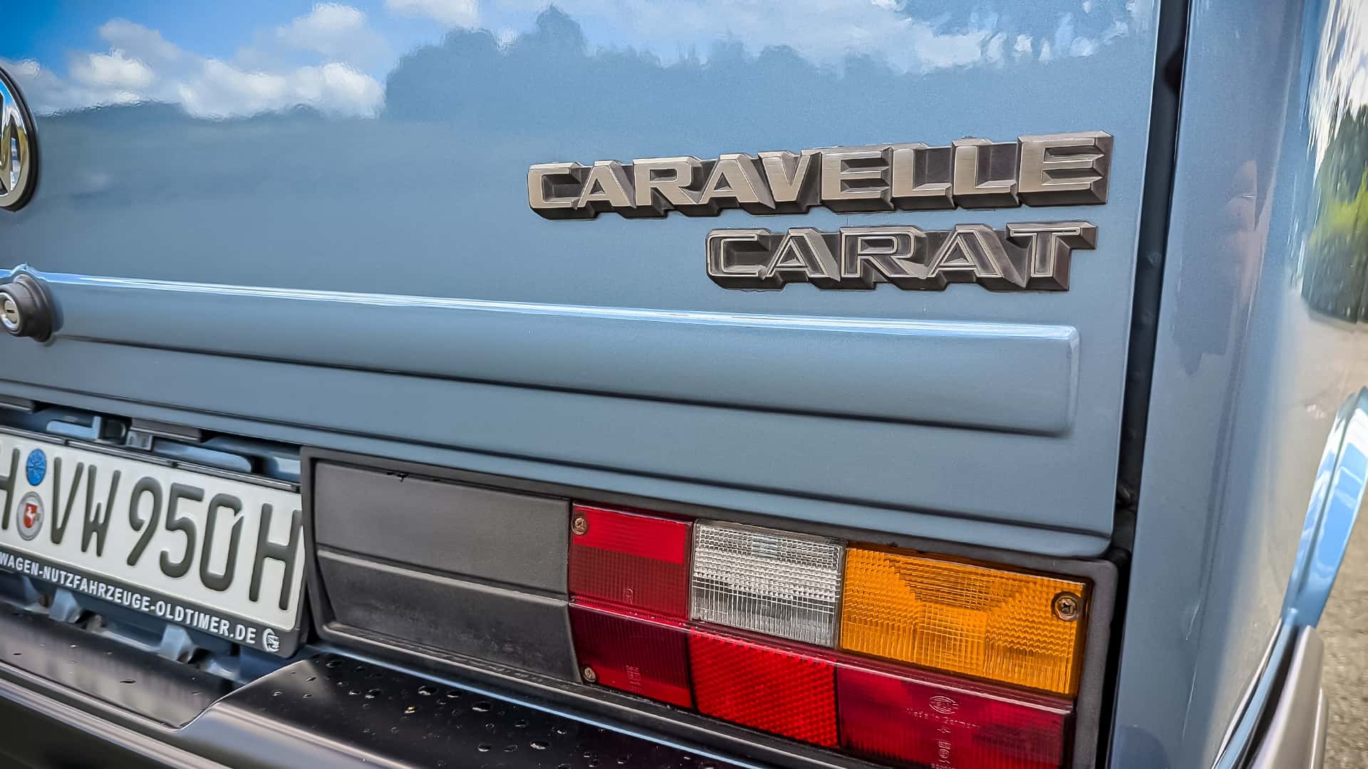 VW T3 Caravelle Carat (1990)