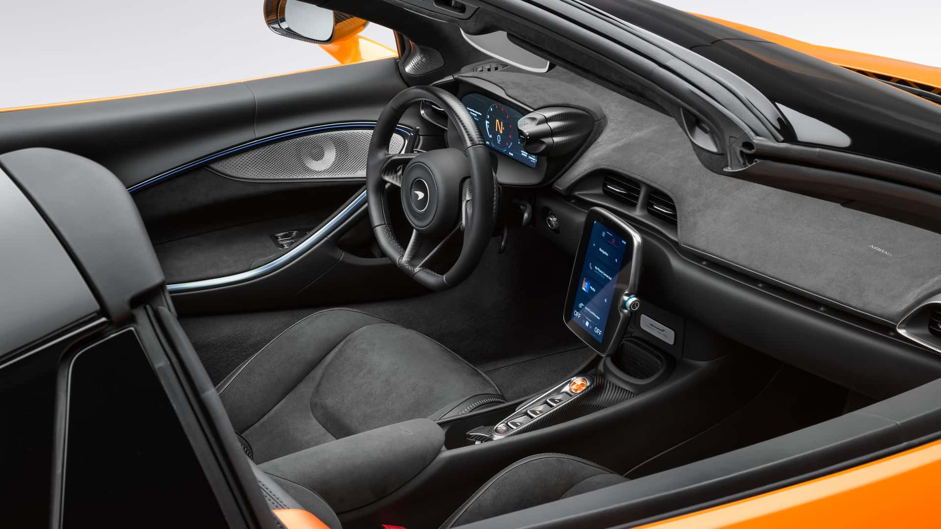 Interior del McLaren Artura Spider 2025