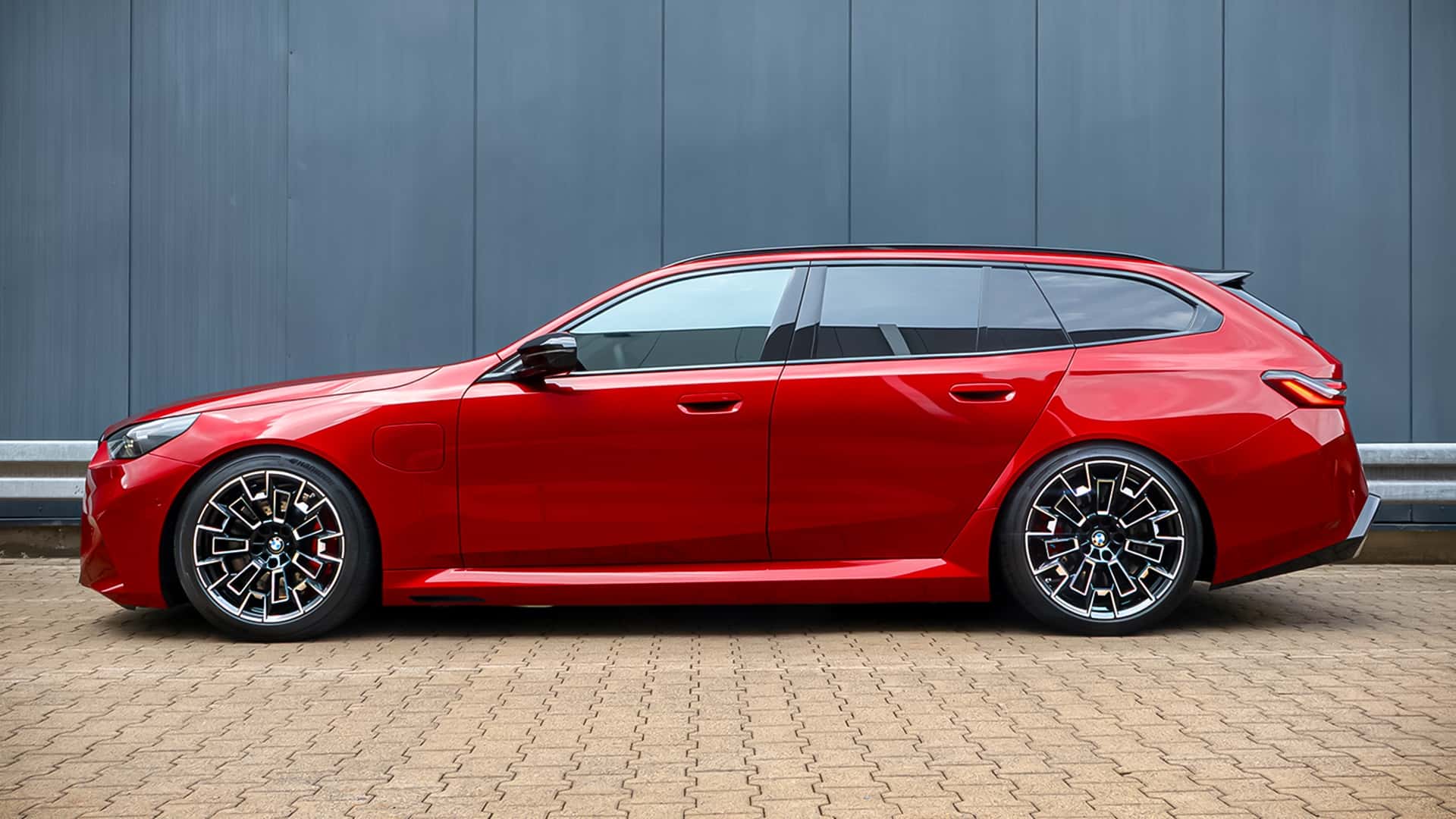 H&R BMW M5 Touring (2025)