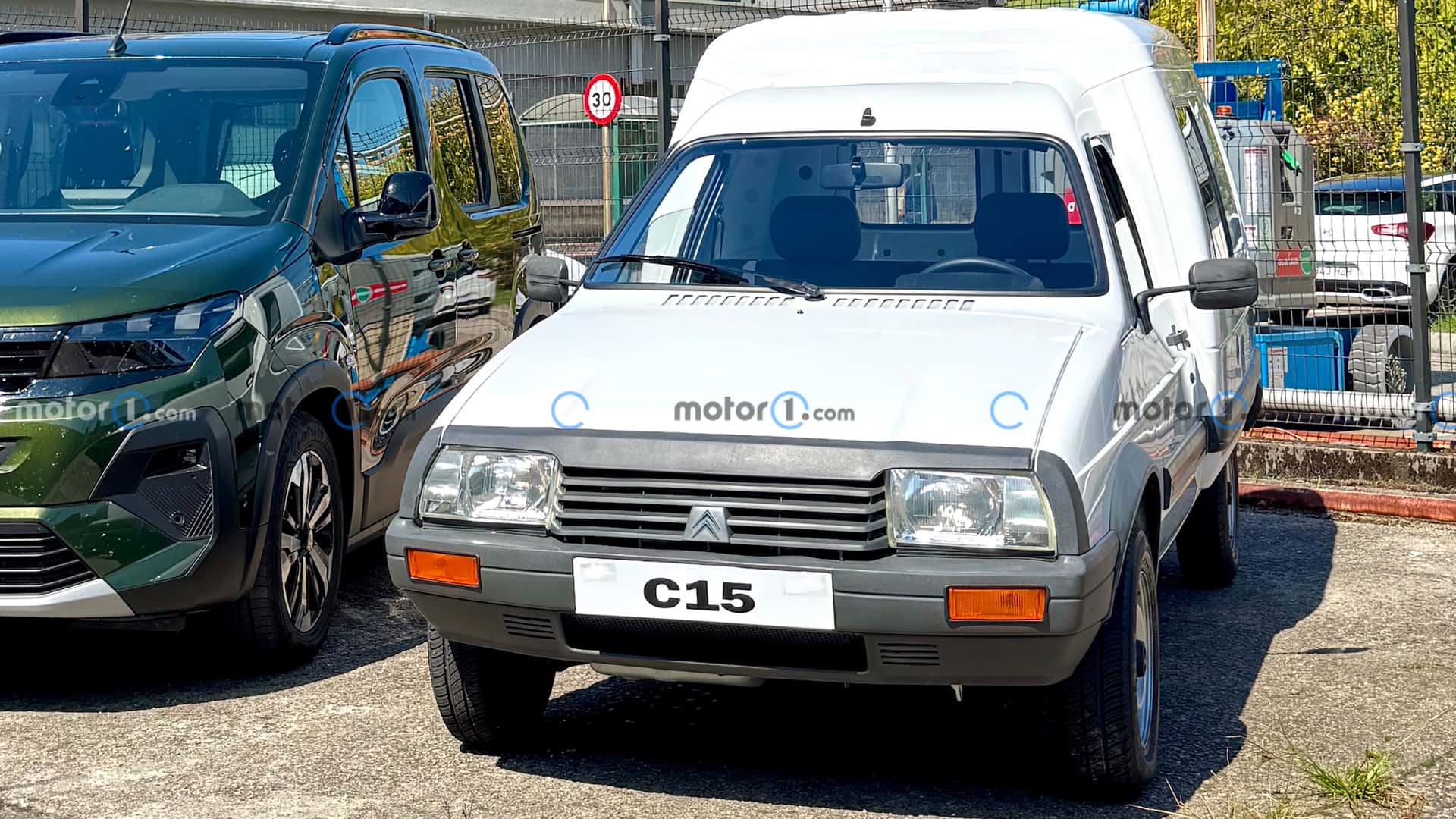 "Es un unicornio": furgoneta clásica y legendaria, con sólo 67 km y precio incalculable. Así suena