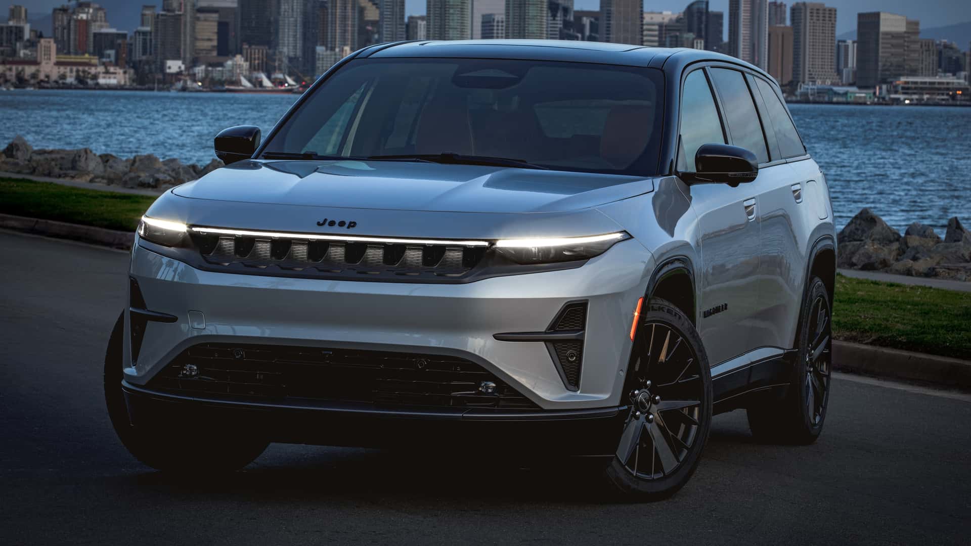 Edisi Peluncuran Jeep Wagoneer S 2024