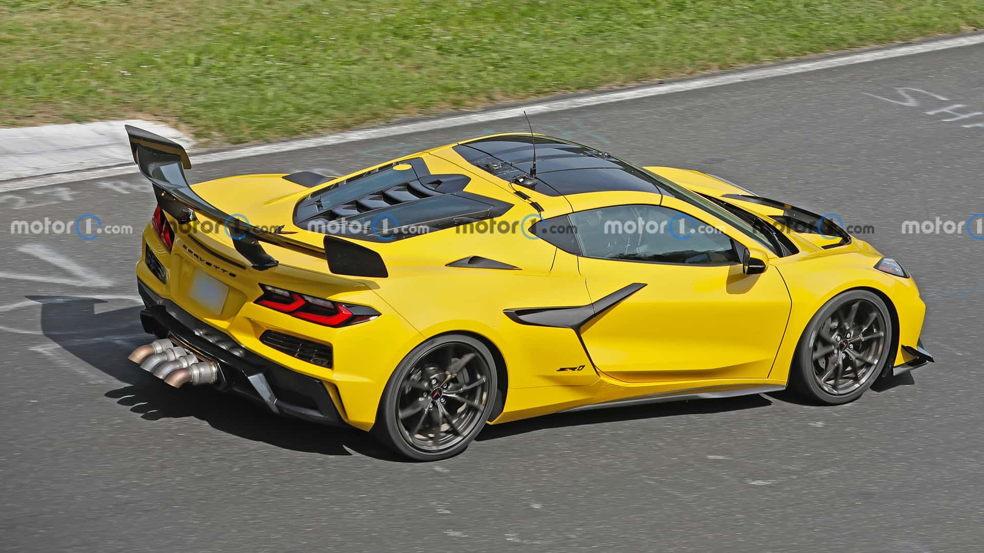 2026 Chevrolet C8 Corvette Zora spy shots undisguised exterior 50