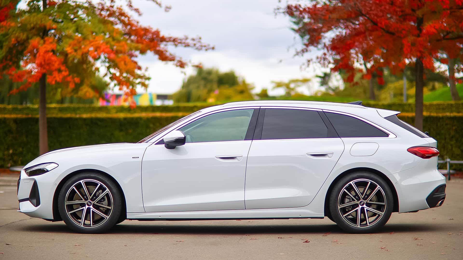 Audi A5 Avant e-hybrid (2025)