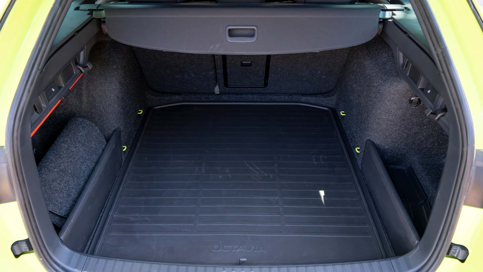 Skoda Octavia Combi RS 2025, prueba