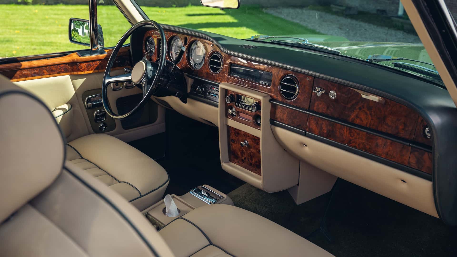 Niels van Roij Design - Rolls Royce Corniche (1981) Shooting Brake