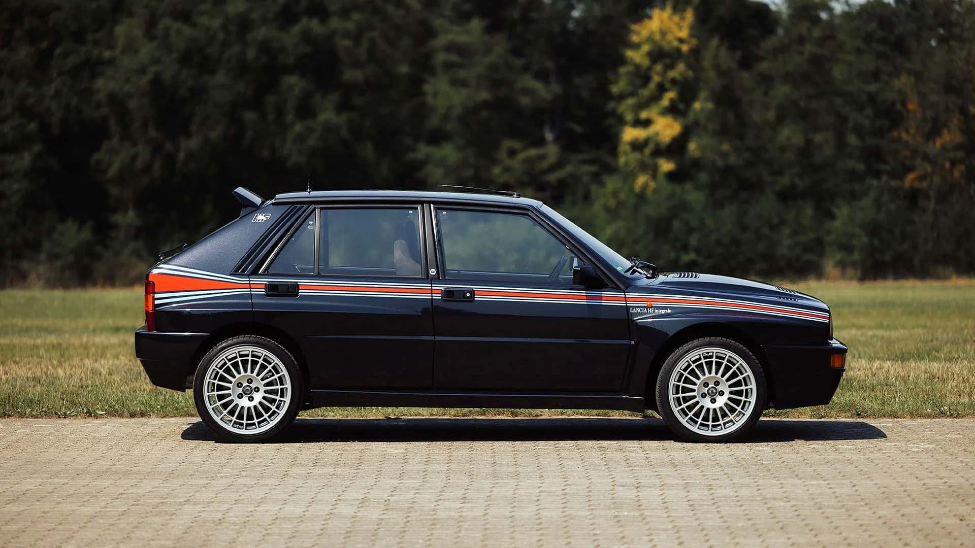 Lancia Delta HF Integrale Evo Martini 5 (1992), negro Vasco Rossi