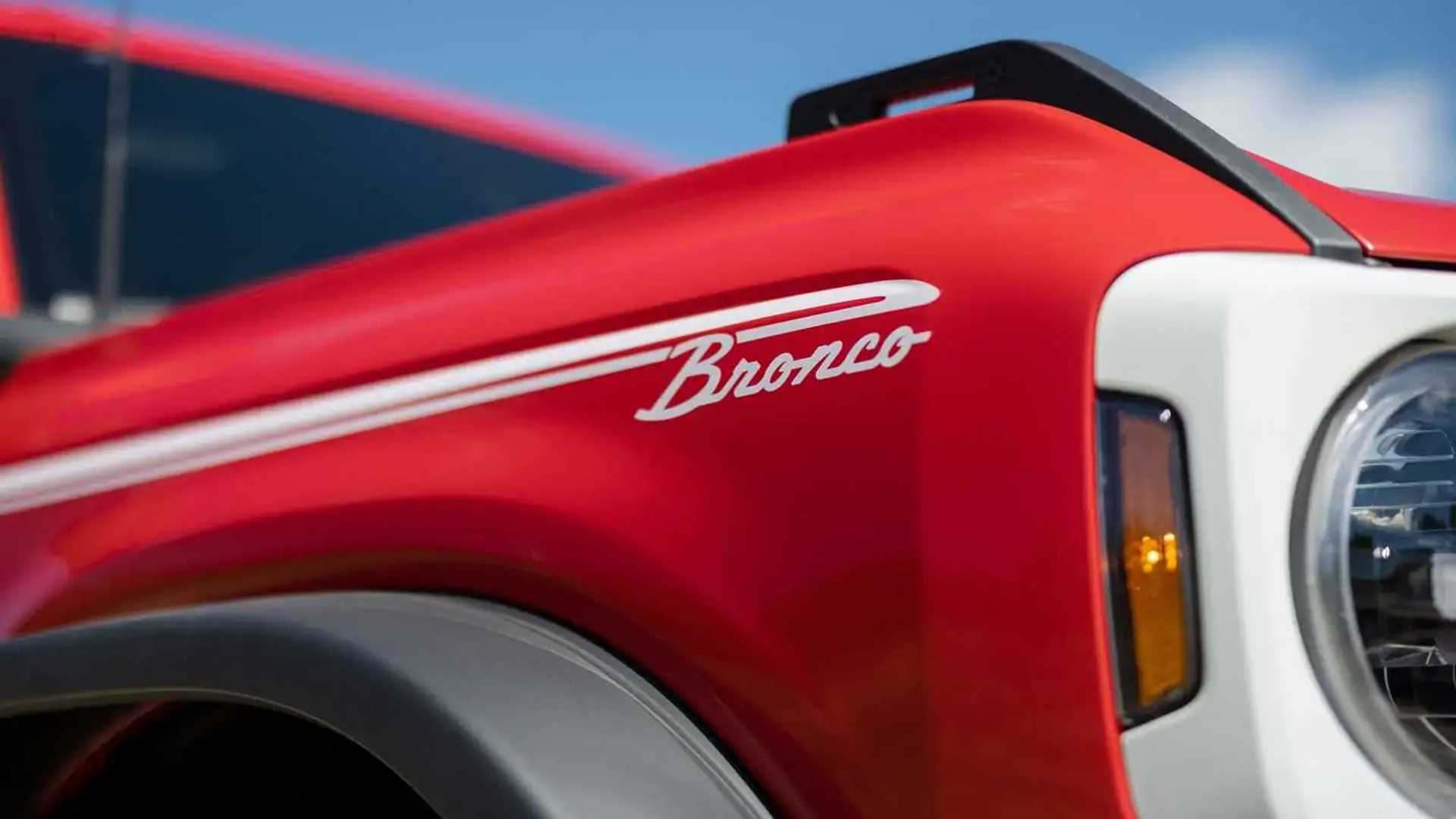 2023 Ford Bronco Heritage Edition
