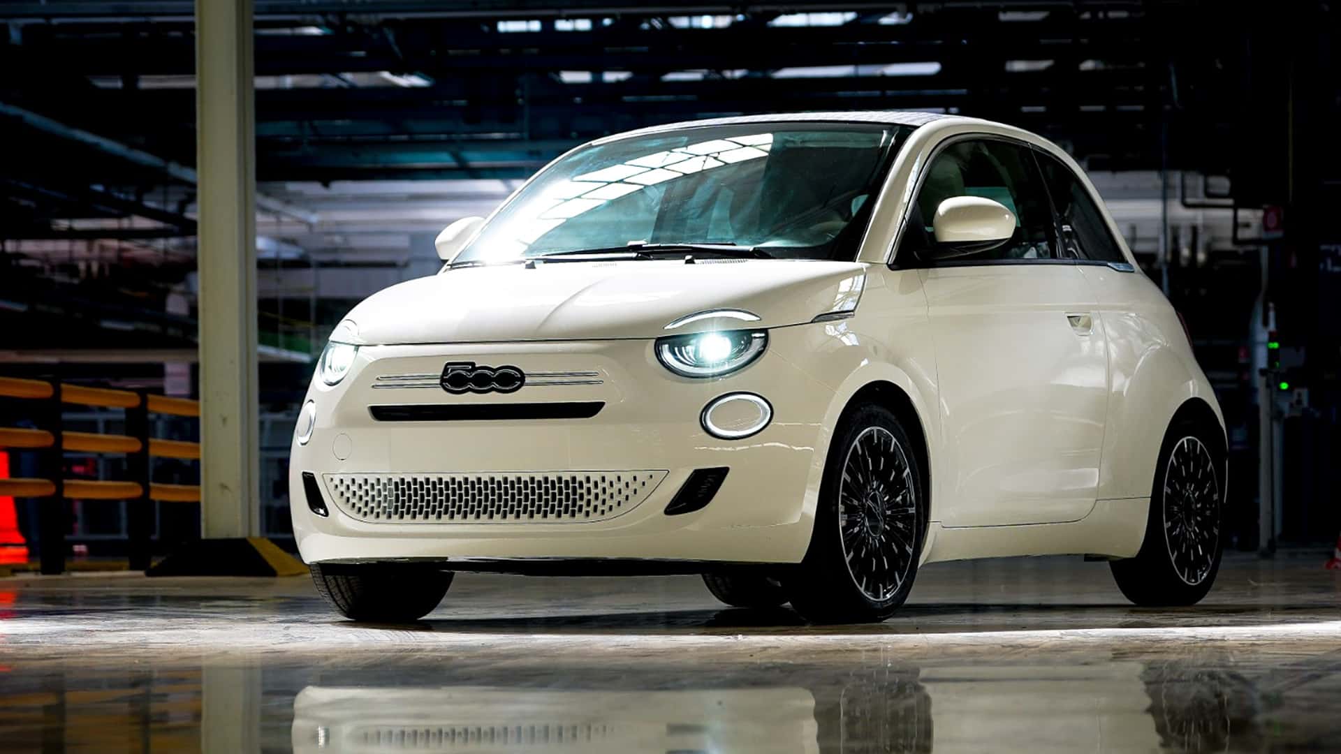 Hatchback Bensin 70 HP Baru dari Fiat untuk Pencinta Mobil