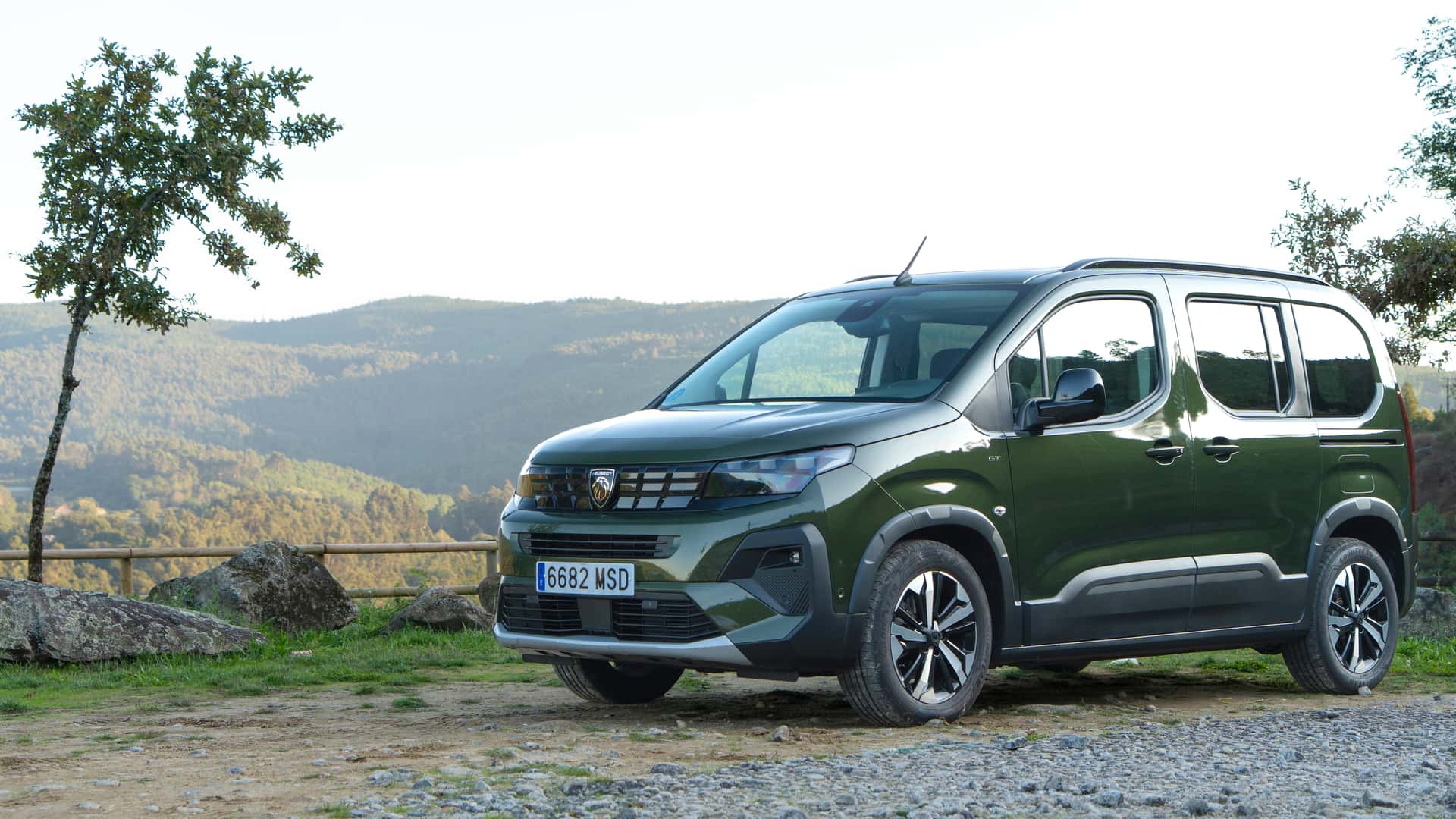 Peugeot e-Rifter: viaje Madrid - Finisterre en furgoneta eléctrica