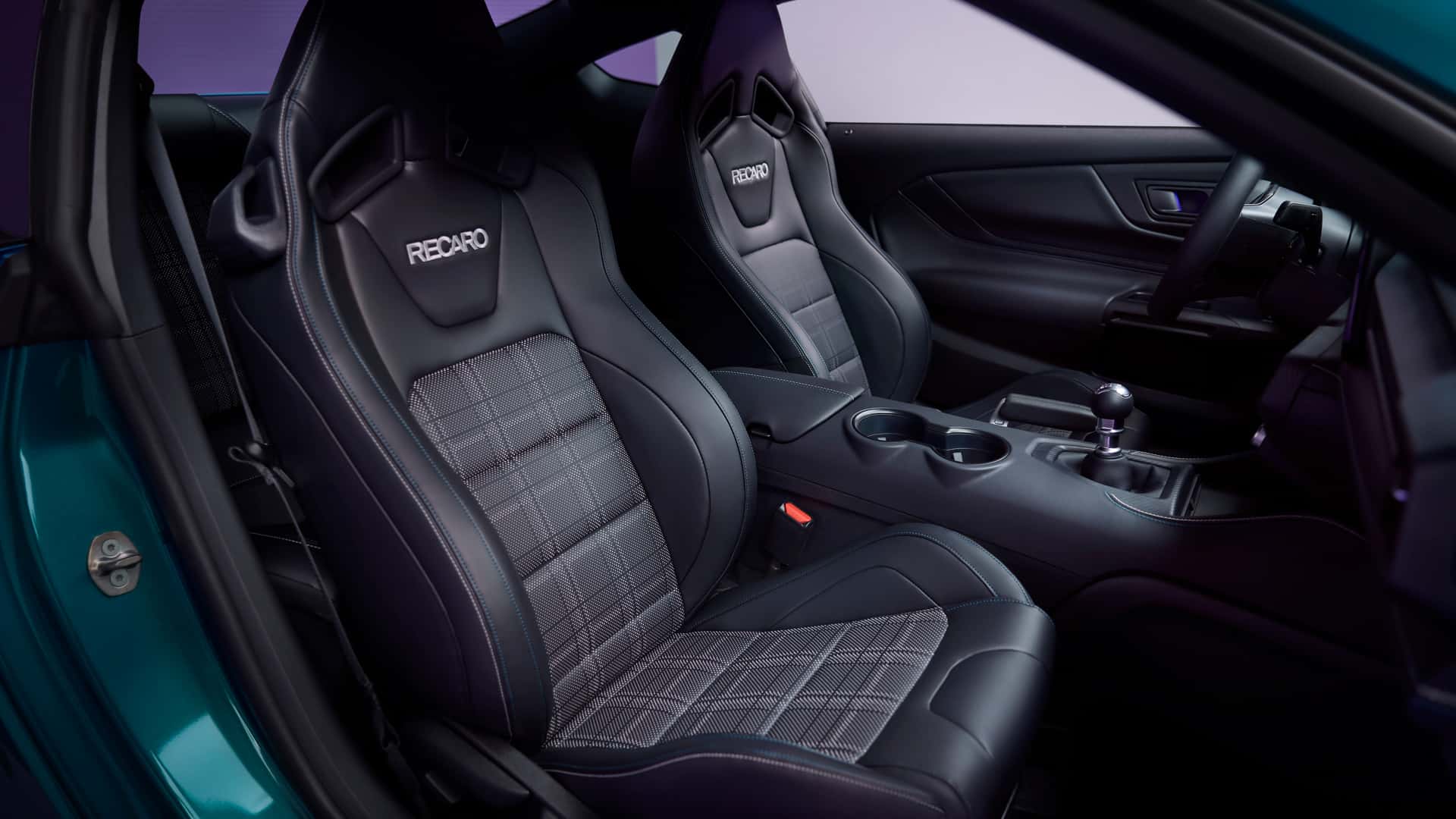 Ensemble Ford Mustang FX 2026