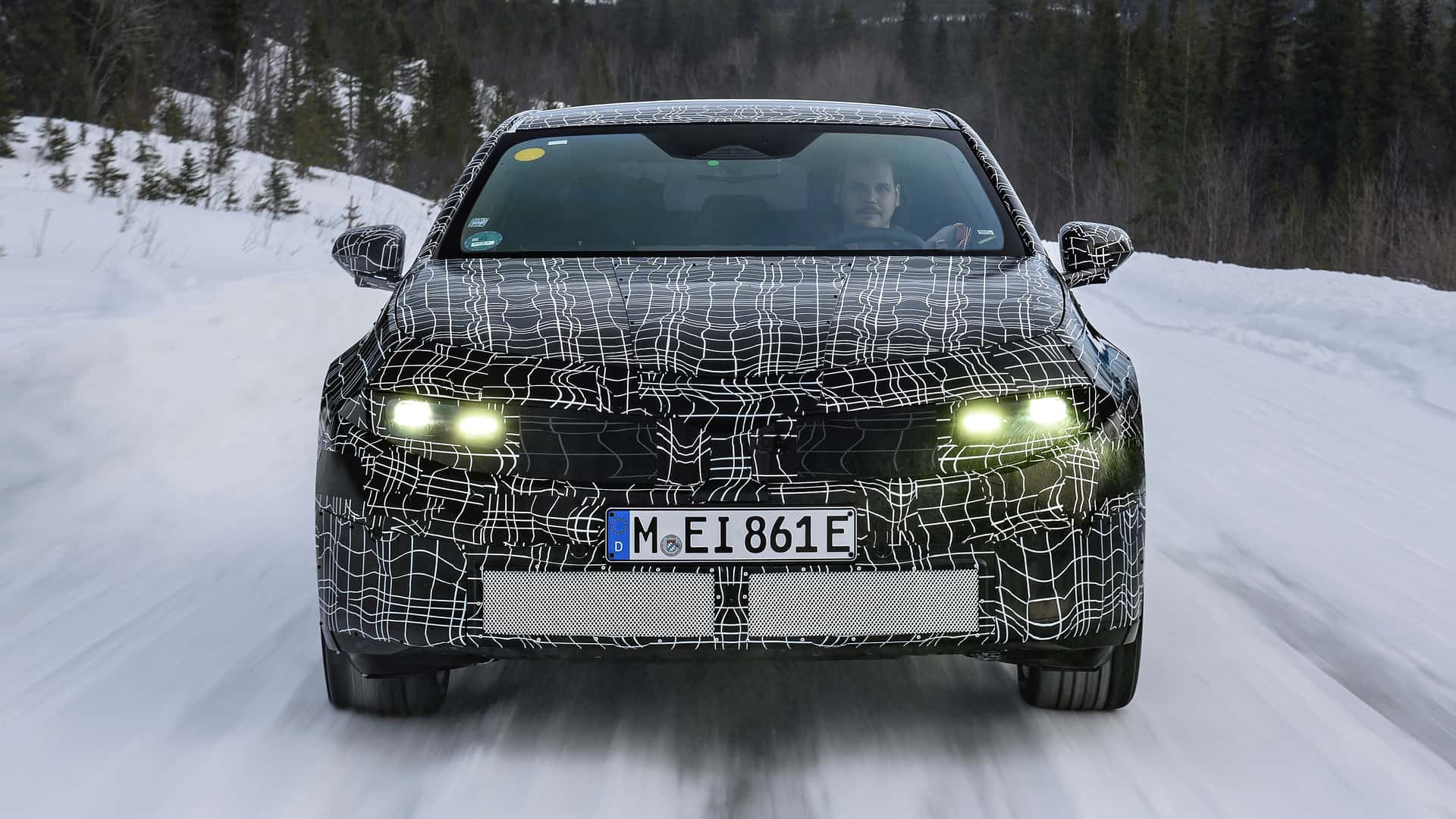 BMW Neue Klasse Limousine i3 (2026) in der Erprobung (offizielle Bilder)
