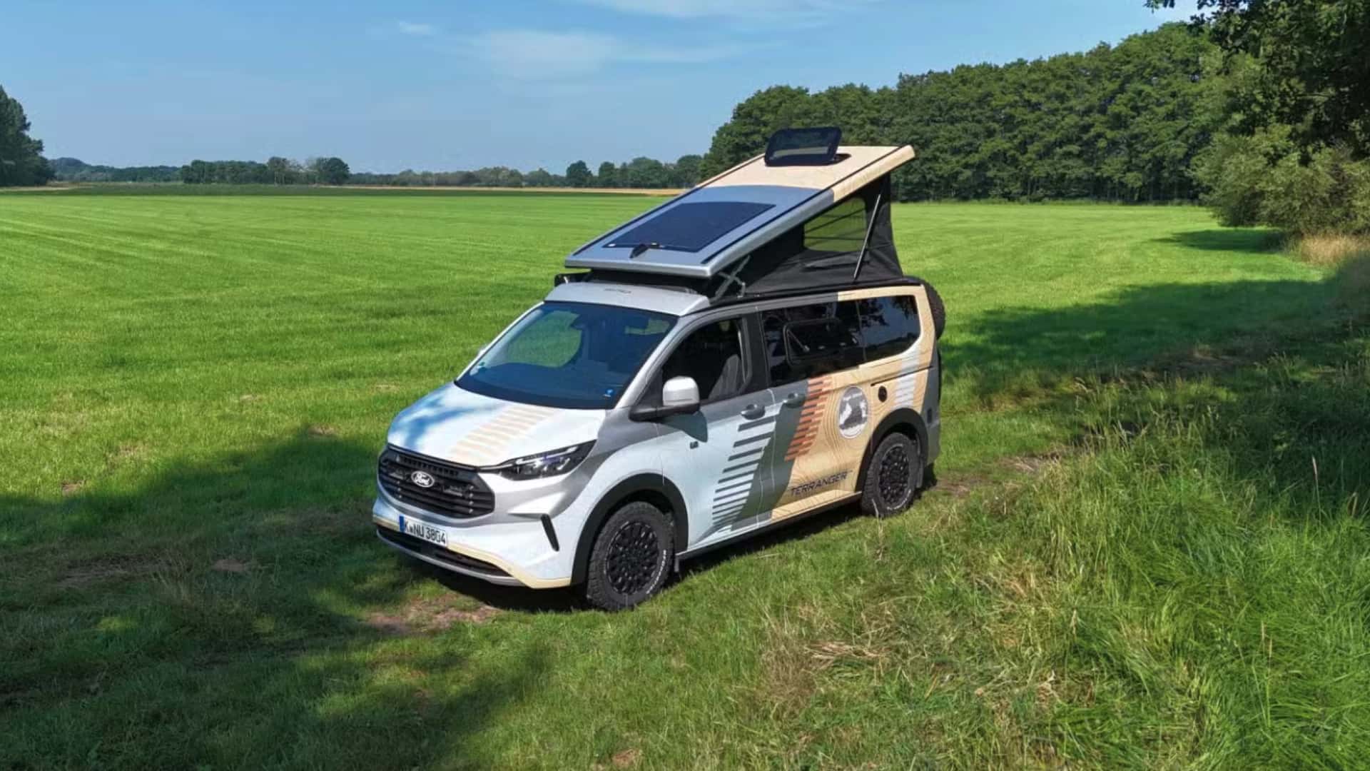 Ford Transit camper Nugget Store 2025