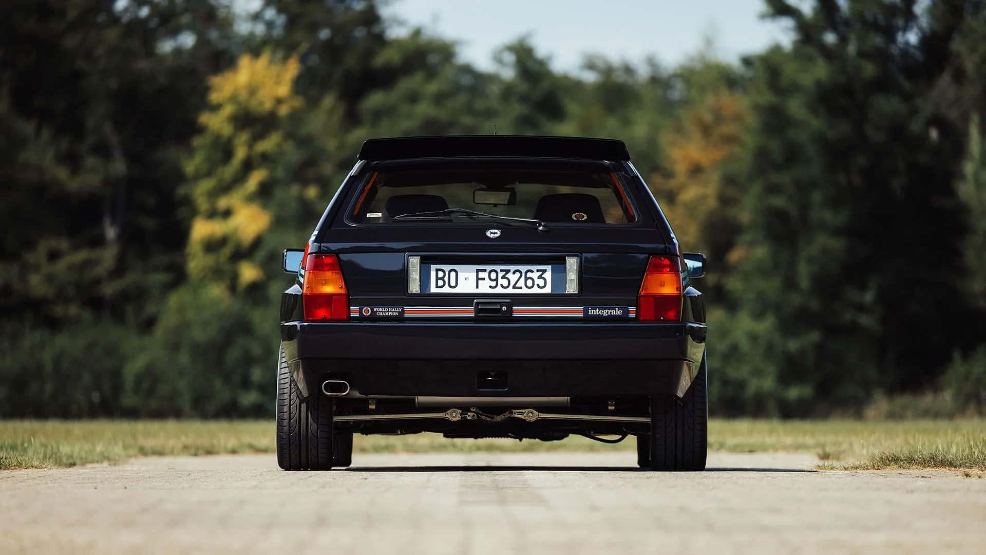 Lancia Delta HF Integrale Evo Martini 5 (1992), negro para Vasco Rossi
