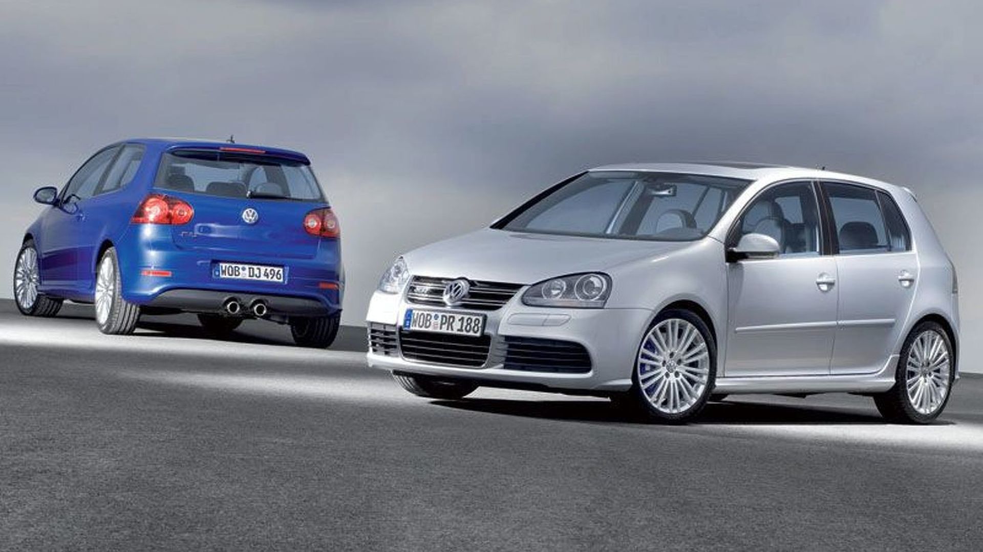 New Volkswagen Golf R32