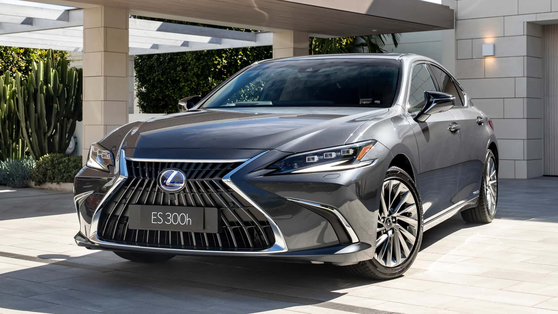 2025 Lexus ES 300h