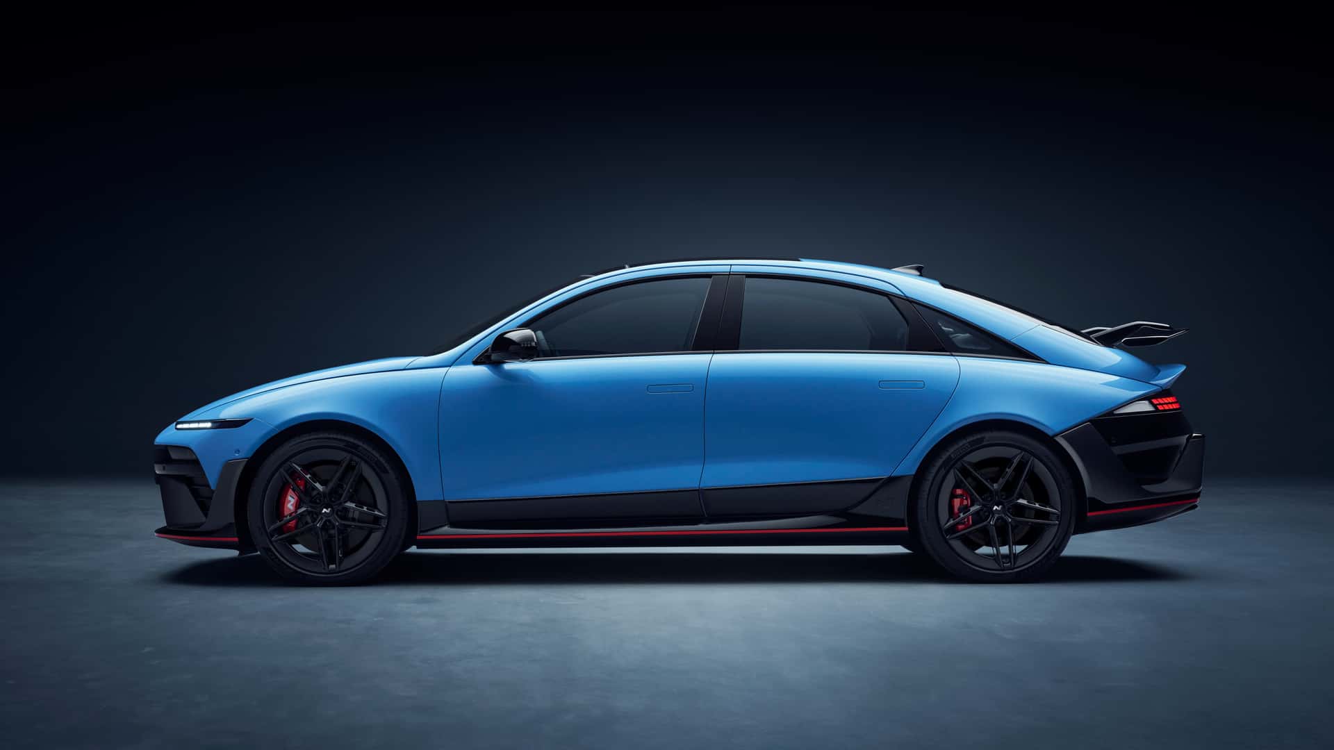 Les constructeurs croient-ils encore aux VE ? Oui, mais ils revoient leurs plans