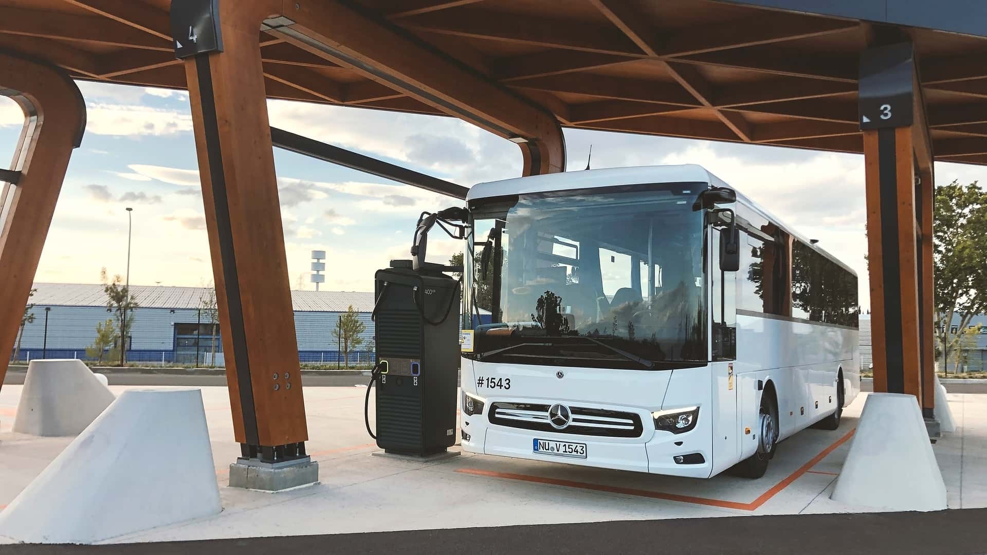 NBP OCT16   2025 (1)