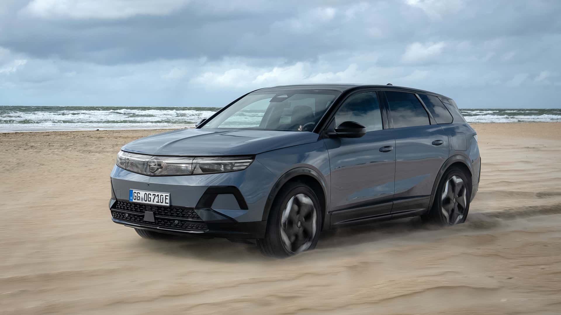 Opel Grandland Electric AWD Roadtrip Romo