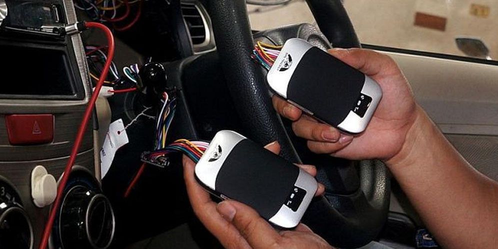 Panduan Memilih GPS Tracker Mobil yang Tepat