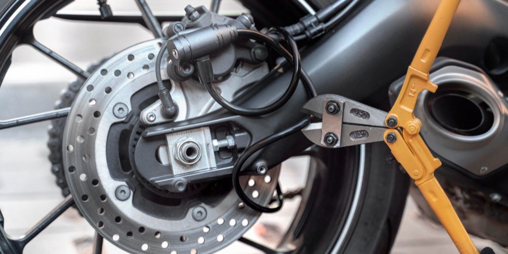 Tips Merawat Rem Motor agar Tetap Responsif dan Aman Berkendara