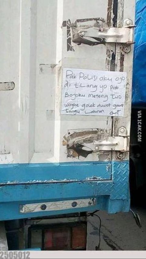 10 Gaya Kocak Pemotor Hindari Tilang, Banyak Akal Tapi Polisi Tetap Waspada