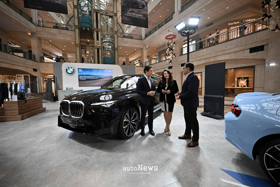 Mall Exhibition BMW & MINI – BIKIN PLAZA SENAYAN JADI ARENA PREMIUM