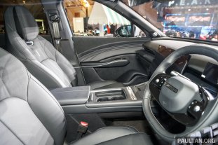 2025_MAS_Omoda_C7-13