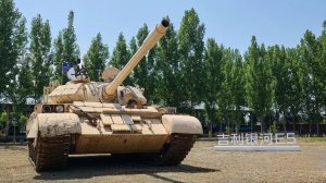 Geely Galaxy E5 battery tank crush test-1