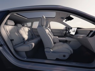 2026 Volvo XC70 debut-50