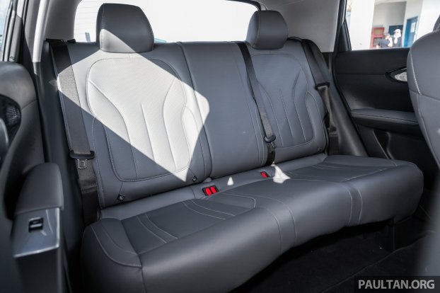 2025-Proton-eMas5-Preview-Drive-Malaysia-Grey-Interior-23