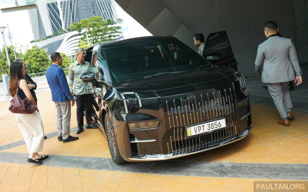 MITI receives Zeekr 009 test car-2