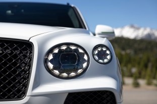 2025 Bentley Bentayga Speed V8-8