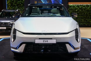 2025-GIIAS-KIA-EV4-3