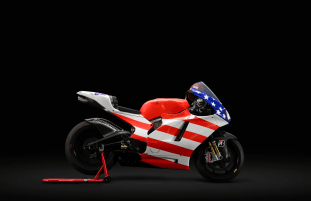 Nicky Hayden Ducati Desmosedici GP08 Sothebys Auction - 5