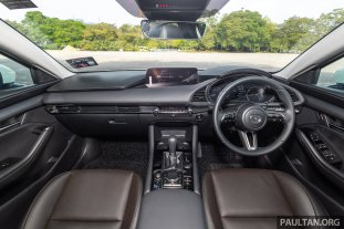 2023 Mazda 3 Skyactiv-G 2.0L High Plus Sedan_Int-1
