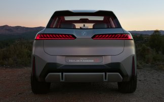 BMW Vision Neue Klasse X debut-9